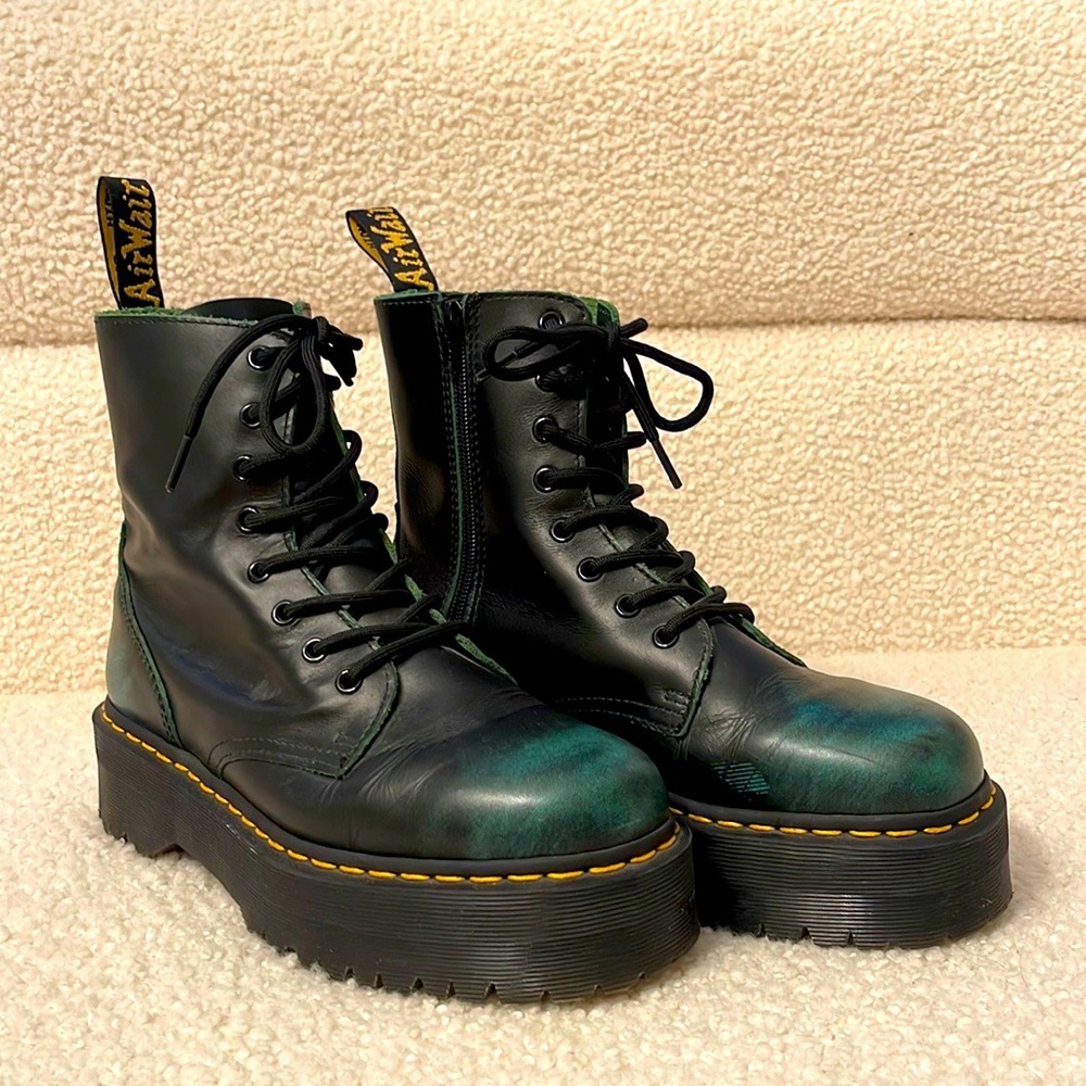 Dr. Martens Jadon Boot Platforms Vintage Green